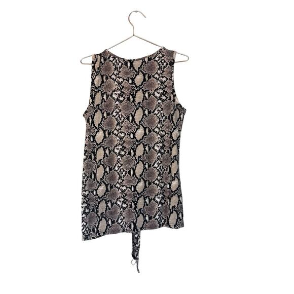 THYME & HONEY snakeskin sleeveless top with front tie size medium - Picture 5 of 6